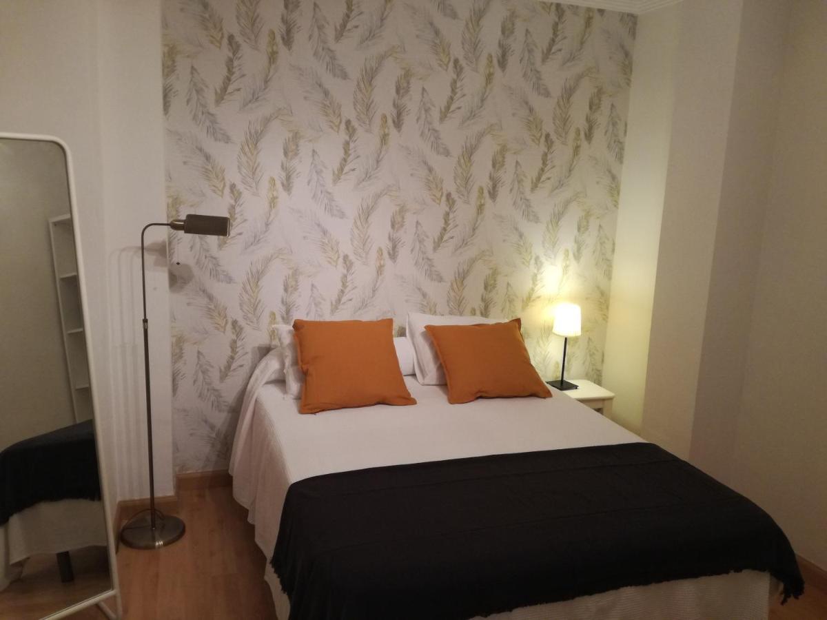 Apartamentos Centro Malaga Bagian luar foto
