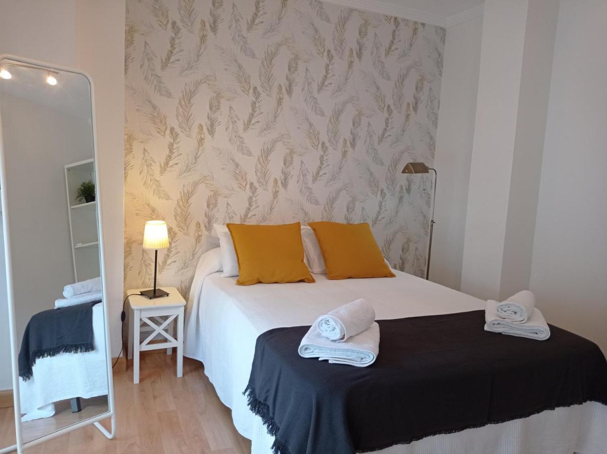 Apartamentos Centro Malaga Bagian luar foto