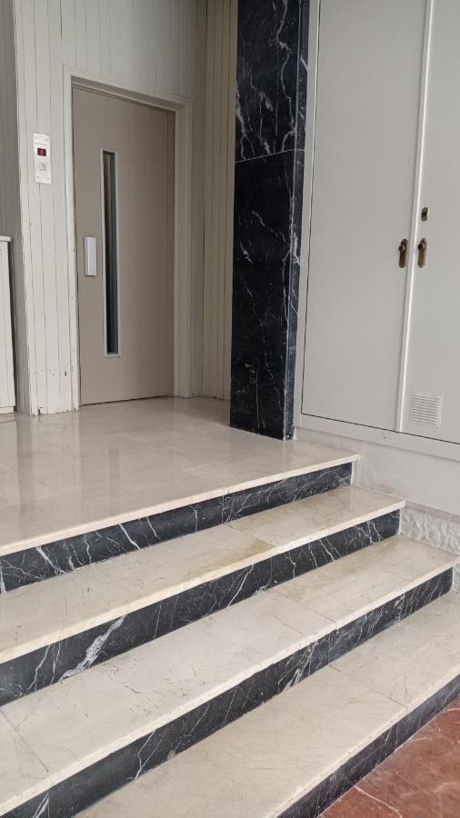 Apartamentos Centro Malaga Bagian luar foto