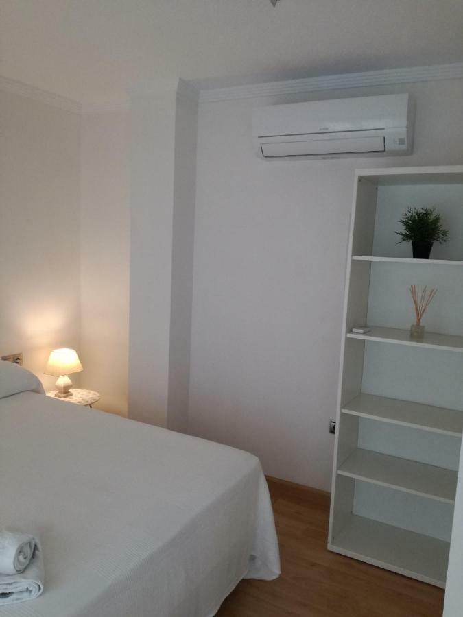 Apartamentos Centro Malaga Bagian luar foto