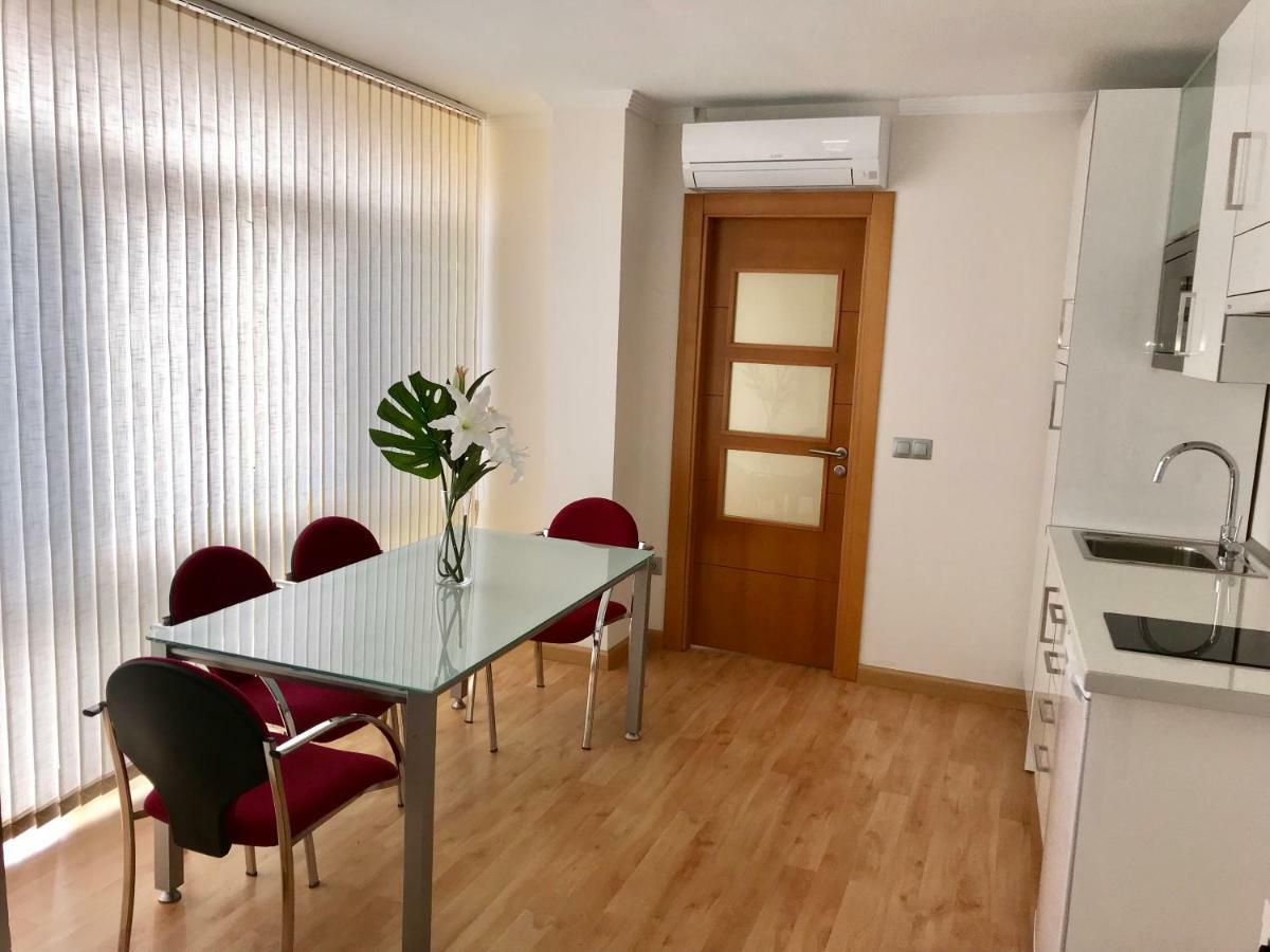Apartamentos Centro Malaga Bagian luar foto